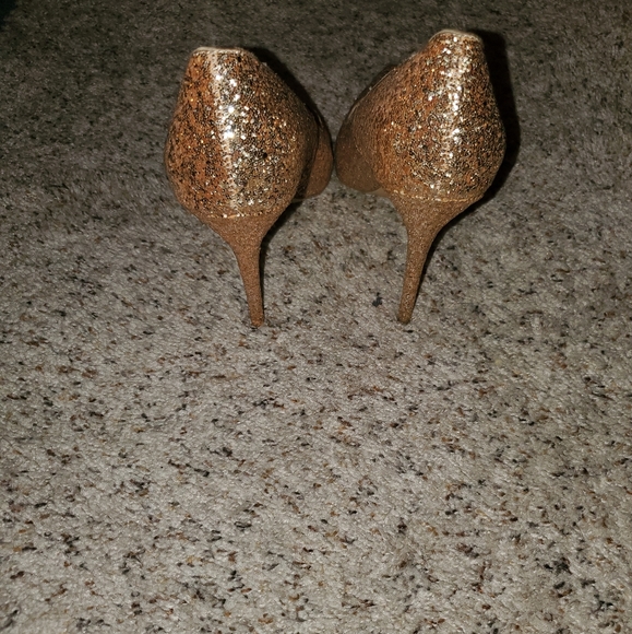 Steve Madden Pumps - Picture 4 of 6